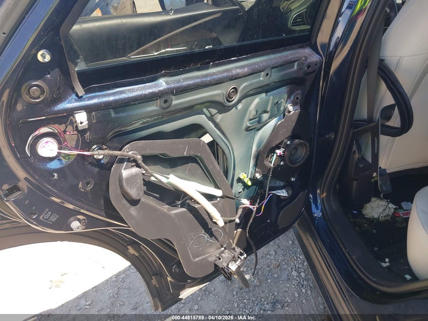 2025 Mazda Cx-30 2.5 S Premium Package VIN: 3MVDMBDM7SM787512 Lot: 44815789