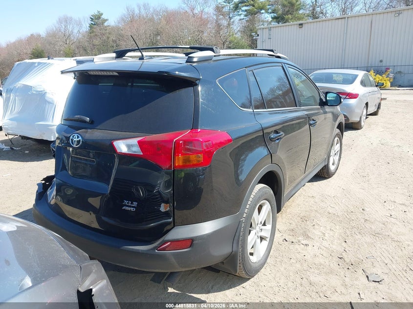 2014 TOYOTA RAV4 auction photo 4