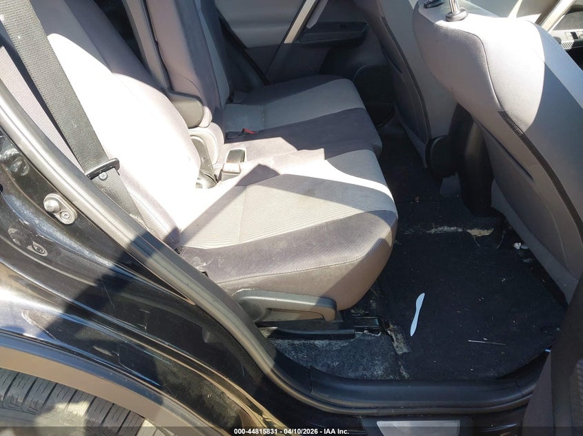 2014 TOYOTA RAV4 auction photo 8