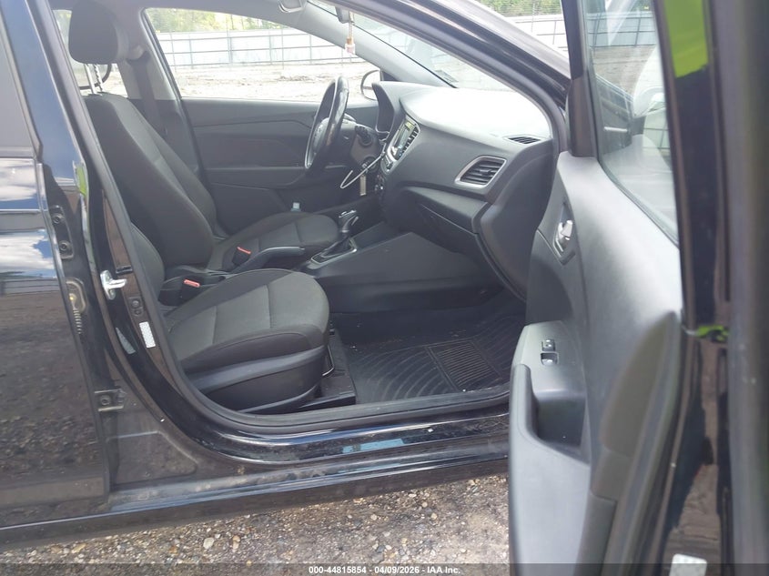 2021 Hyundai Accent Se