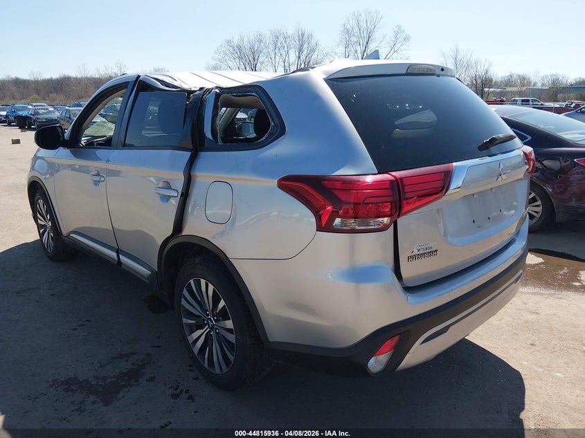 2019 Mitsubishi Outlander Es