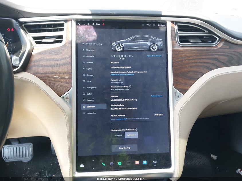 5YJSA1E14HF208957 2017 Tesla Model s 60/75 grey