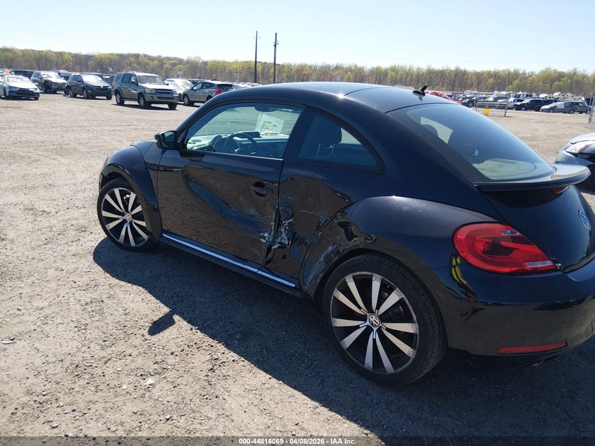 2012 Volkswagen Beetle 2.0T Turbo