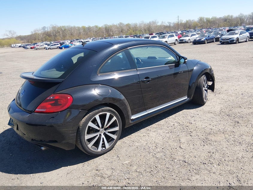 2012 Volkswagen Beetle 2.0T Turbo