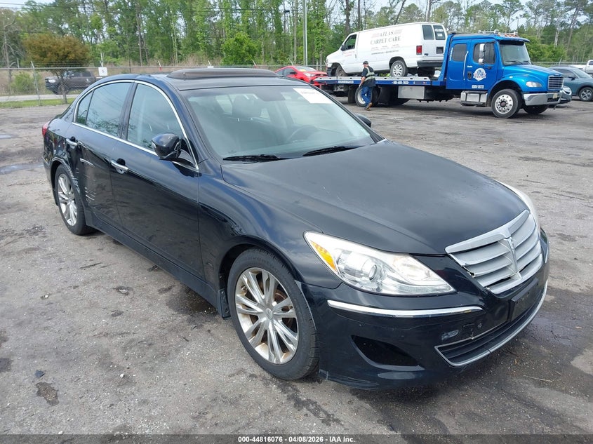 HYUNDAI GENESIS 2013. Lot# 44816076. VIN KMHGC4DD7DU240201. Photo 1