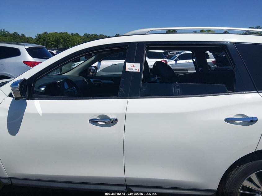 VIN 5N1DR2MM6KC600700 2019 NISSAN PATHFINDER SL