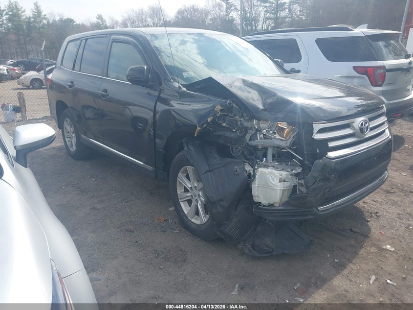 2011 TOYOTA HIGHLANDER BASE V6