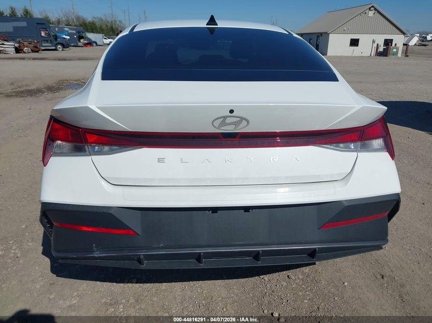 2024 HYUNDAI ELANTRA SEL — Photo 16