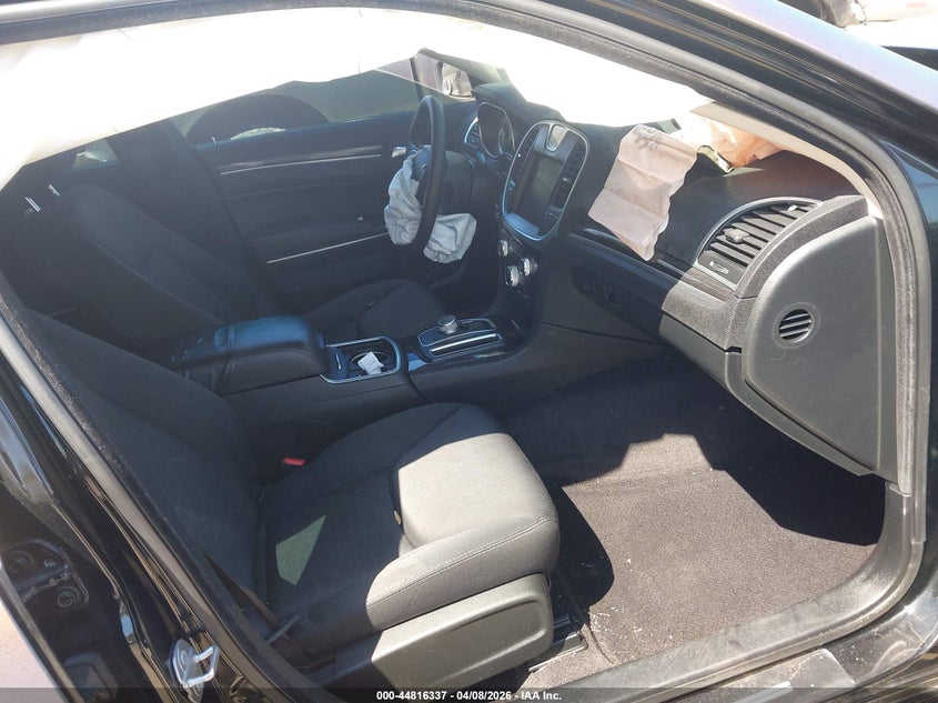 2018 Chrysler 300 Touring