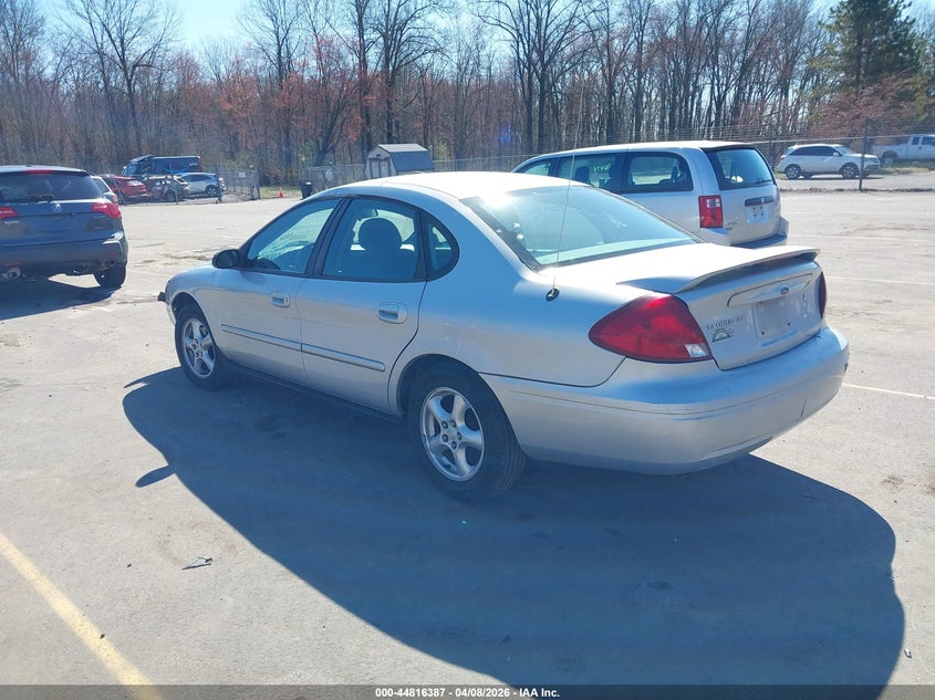 2004 Ford Taurus Se