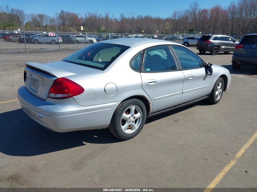 2004 Ford Taurus Se