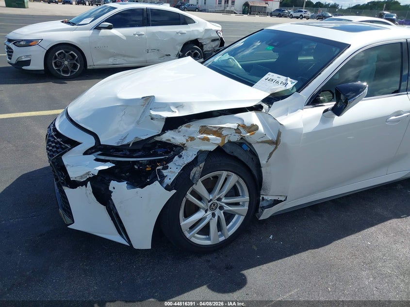 2021 Lexus Is 2.0 Is 300 white Lot 111044816391 Vin JTHCA1D26M5115804
