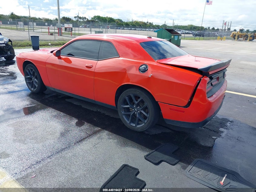 2022 Dodge Challenger 3.6 Sxt orange Lot 111044816423 Vin 2C3CDZAG0NH238438
