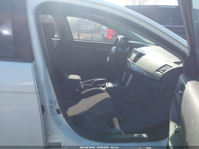 2017 Mitsubishi Lancer Es