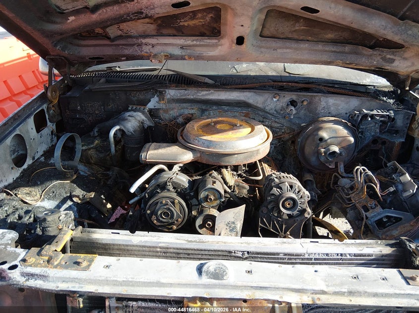 1993 Chevrolet Suburban C1500 VIN: 1GNEC16K2PJ302087 Lot: 44816468