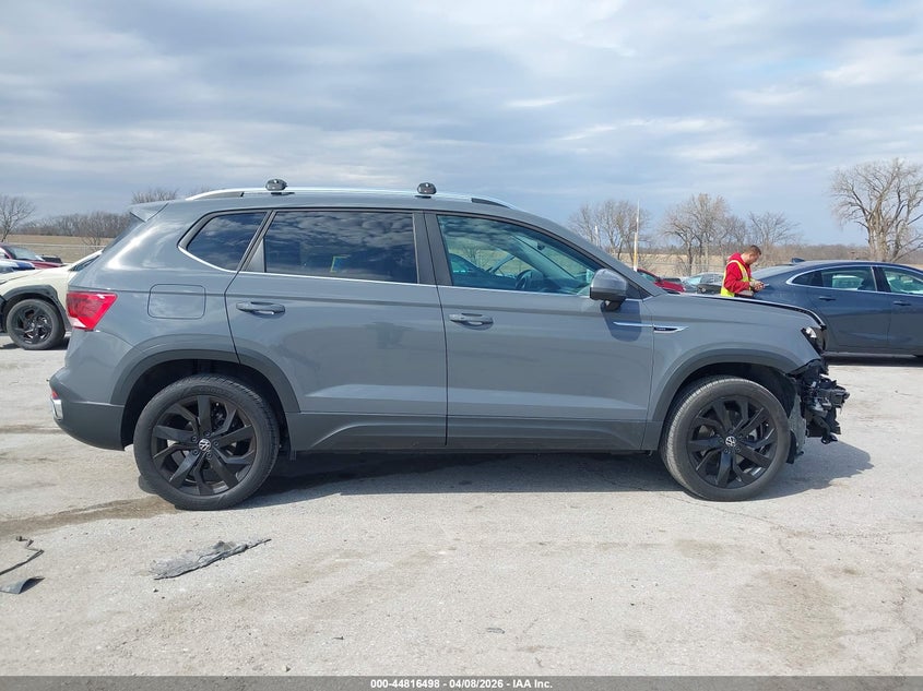 2022 Volkswagen Taos 1.5T Se VIN: 3VVLX7B21NM066403 Lot: 44816498