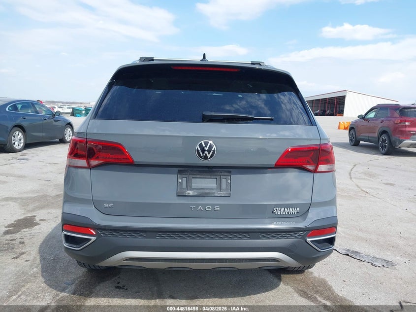 2022 Volkswagen Taos 1.5T Se VIN: 3VVLX7B21NM066403 Lot: 44816498