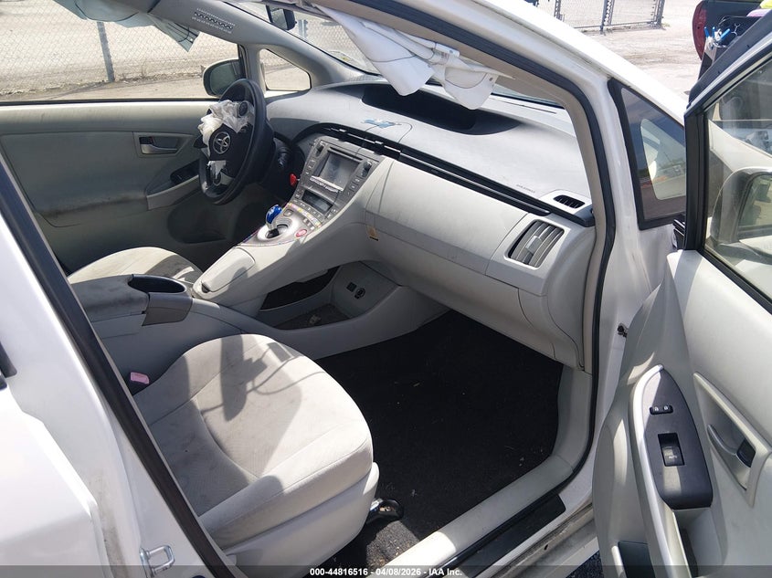 2013 Toyota Prius Two