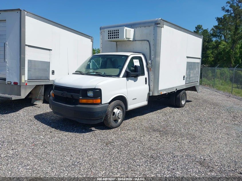 2017 Chevrolet Express Cutaway 4500 Series 1GB6GUCG8H1127370 photo 1