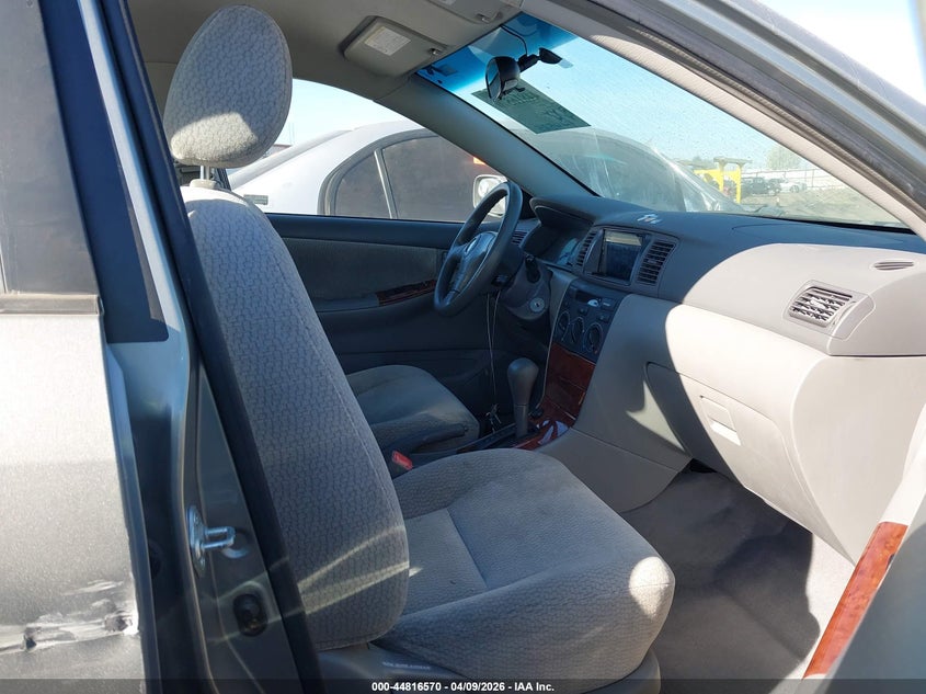 2004 Toyota Corolla Le