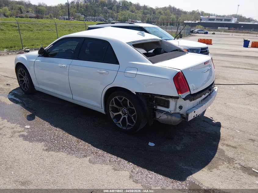 Vin: 2c3ccaag1jh302081, lot: 45313874, chrysler 300 touring 20183