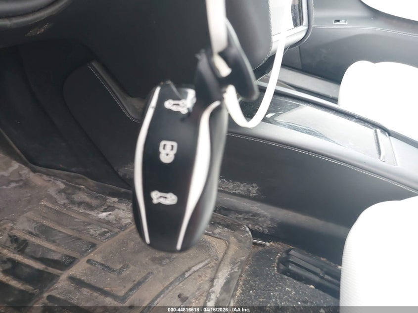 5YJSA1E40JF293215 2018 Tesla Model s 100D/75D/P100D grey