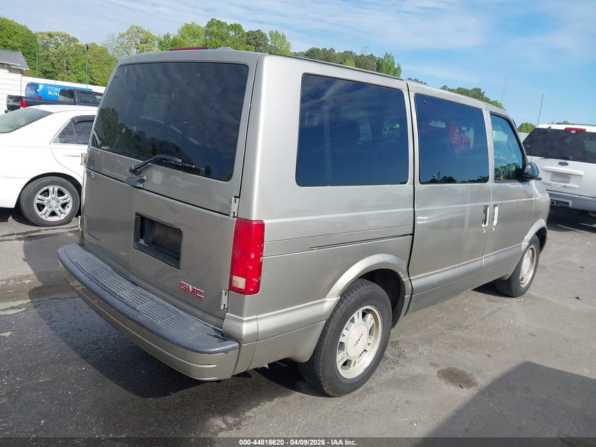 2005 GMC Safari