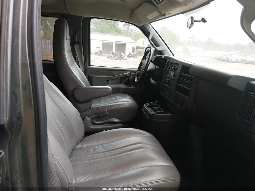 2016 Chevrolet Express 2500 Ls