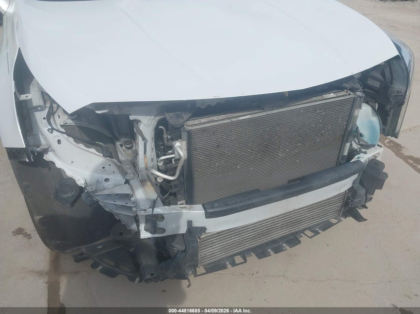 2019 Cadillac Xt4 Luxury VIN: 1GYAZAR40KF188650 Lot: 44816685