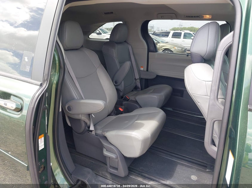 2021 Toyota Sienna Xle VIN: 5TDJSKFCXMS036356 Lot: 44816738