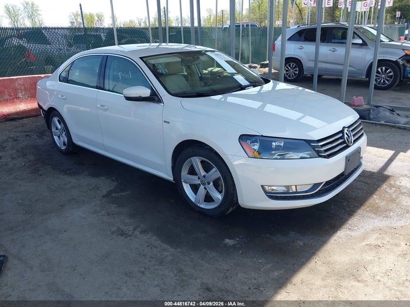 2015 Volkswagen Passat 1.8T Limited Edition