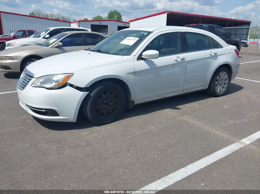 2013 Chrysler 200 Lx