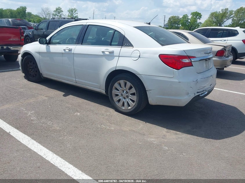 2013 Chrysler 200 Lx