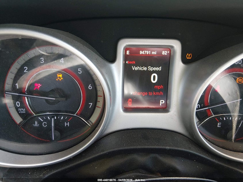 3C4PDCAB2GT240331 2016 Dodge Journey 2.4 Se white