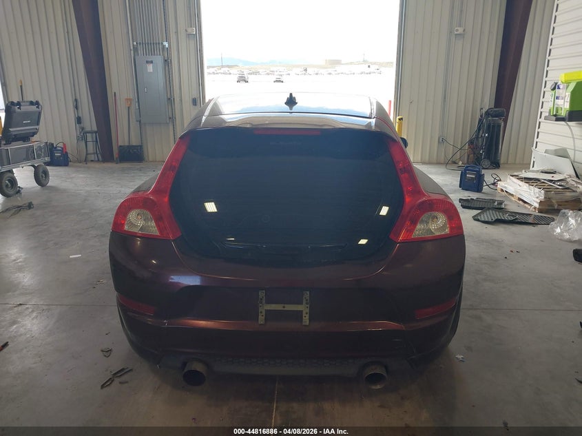 2013 Volvo C30 T5/T5 Platinum/T5 Premier/T5 Premier Plus/T5 R-Design/T5 R-Design Platinum/T5 R-Design Premier VIN: YV1672MKXD2305930 Lot: 44816886