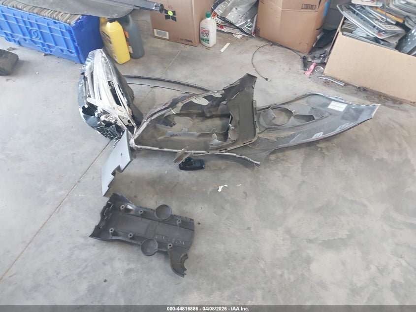 2013 Volvo C30 T5/T5 Platinum/T5 Premier/T5 Premier Plus/T5 R-Design/T5 R-Design Platinum/T5 R-Design Premier VIN: YV1672MKXD2305930 Lot: 44816886