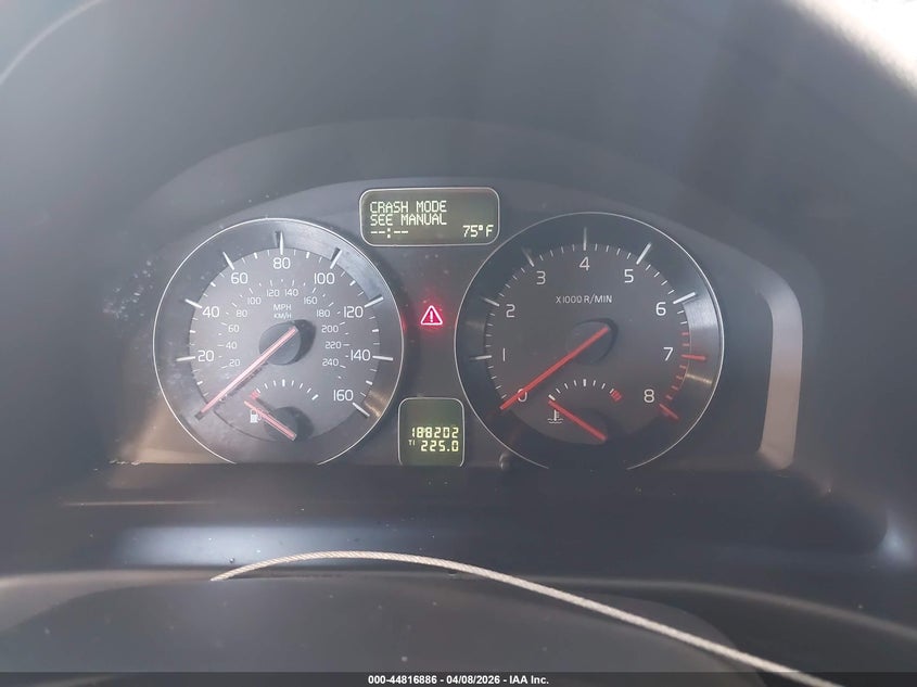 2013 Volvo C30 T5/T5 Platinum/T5 Premier/T5 Premier Plus/T5 R-Design/T5 R-Design Platinum/T5 R-Design Premier VIN: YV1672MKXD2305930 Lot: 44816886