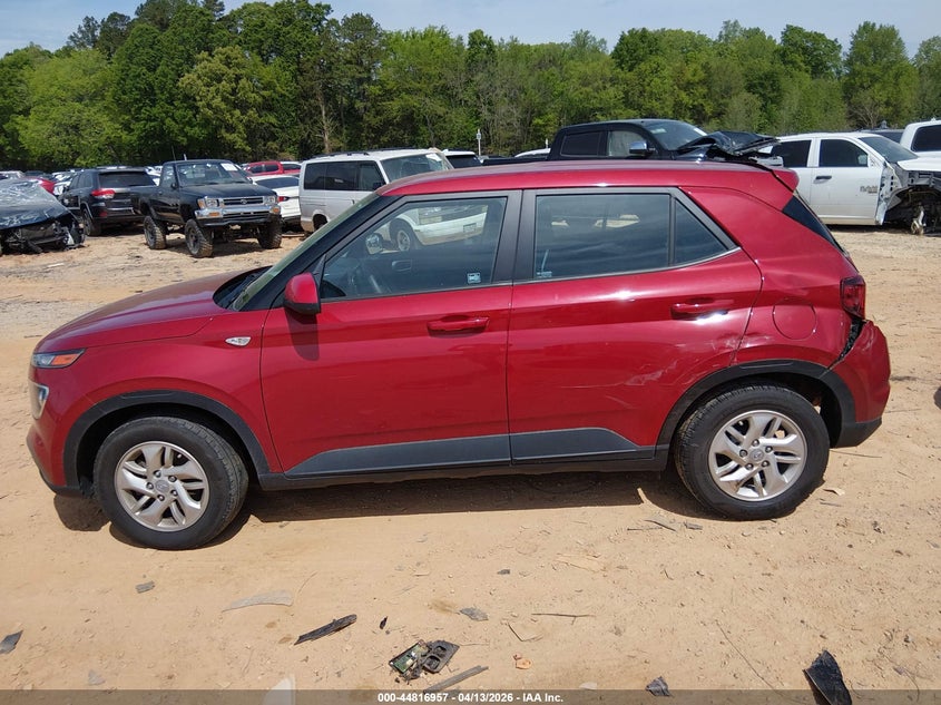 2021 Hyundai Venue Se VIN: KMHRB8A39MU108183 Lot: 44816957