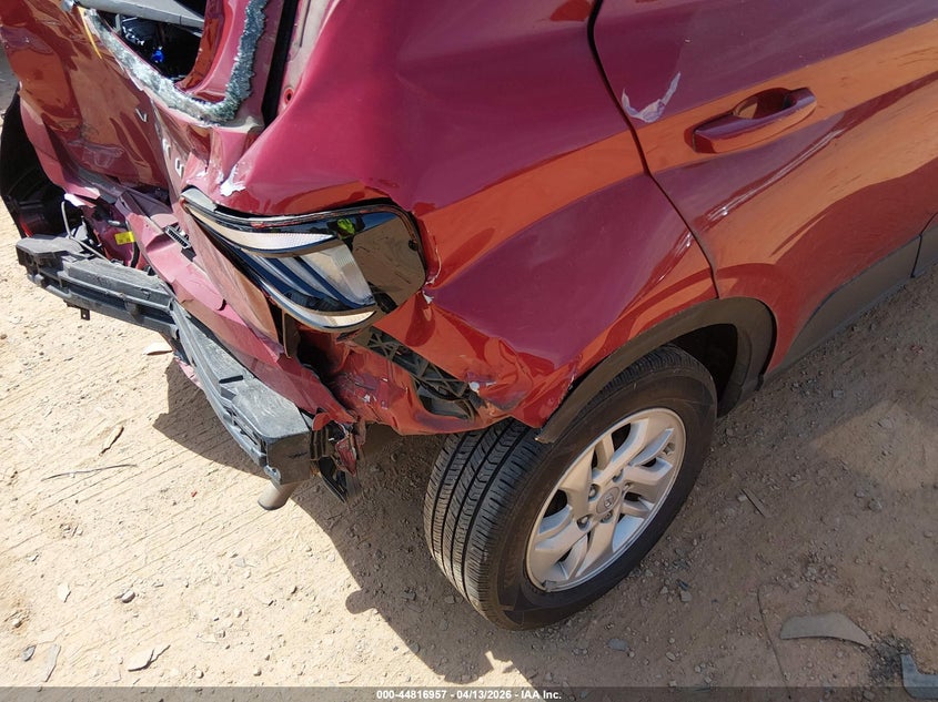 2021 Hyundai Venue Se VIN: KMHRB8A39MU108183 Lot: 44816957