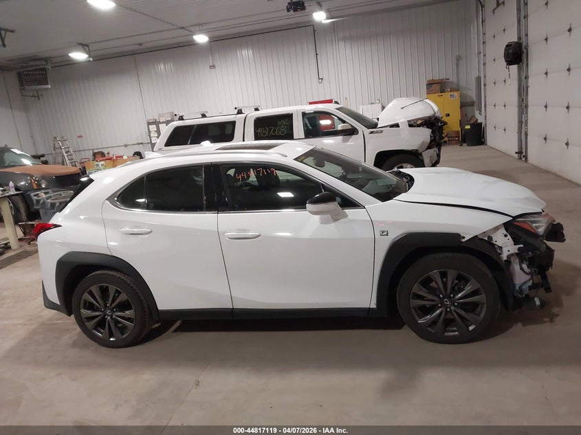 2019 Lexus Ux 200 F Sport VIN: JTHY3JBH2K2002941 Lot: 44817119
