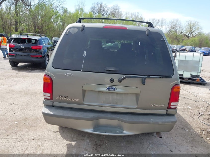 2000 Ford Explorer Limited VIN: 1FMZU75E6YZC08752 Lot: 44817173