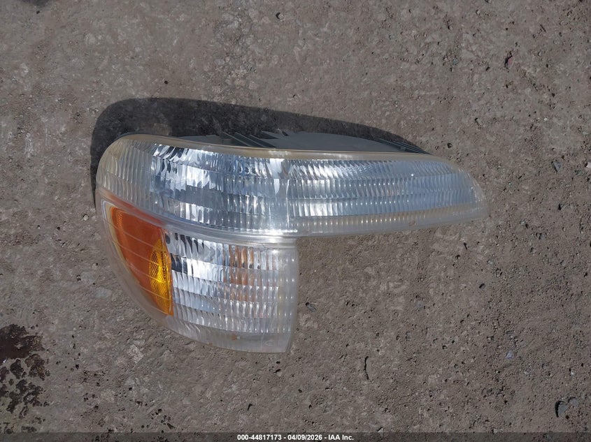 2000 Ford Explorer Limited VIN: 1FMZU75E6YZC08752 Lot: 44817173