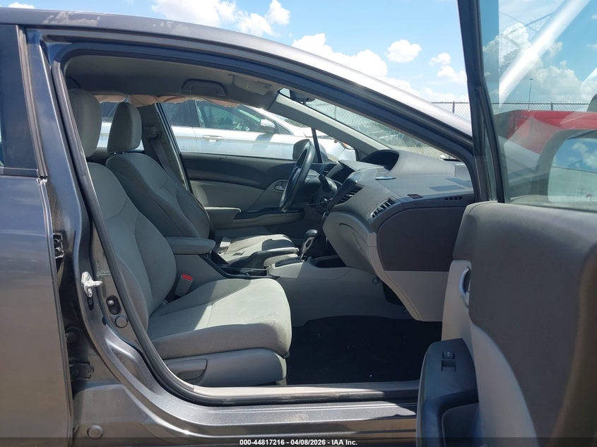 2HGFB2F65CH531501 2012 Honda Civic 1.8 Hf grey