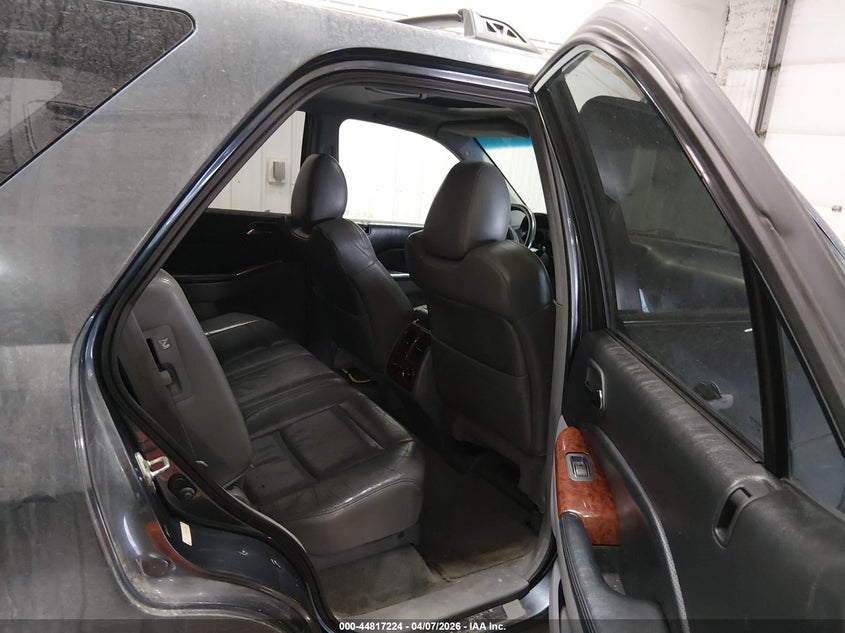 2004 Acura Mdx VIN: 2HNYD18824H560475 Lot: 44817224