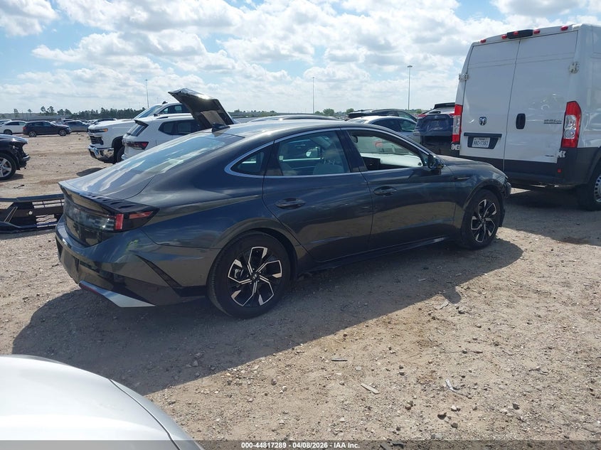 2025 Hyundai Sonata Sel