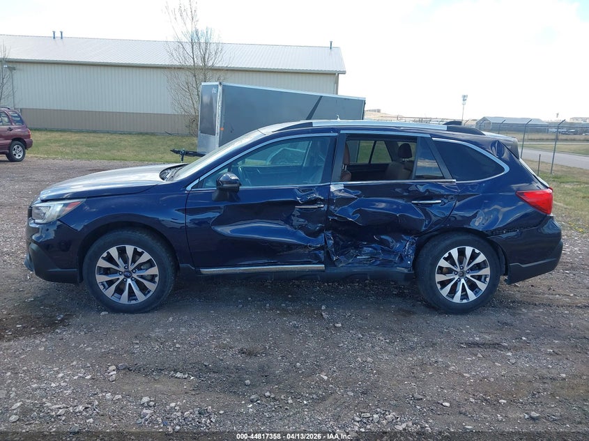 2018 Subaru Outback 3.6R Touring VIN: 4S4BSETC0J3226685 Lot: 44817358