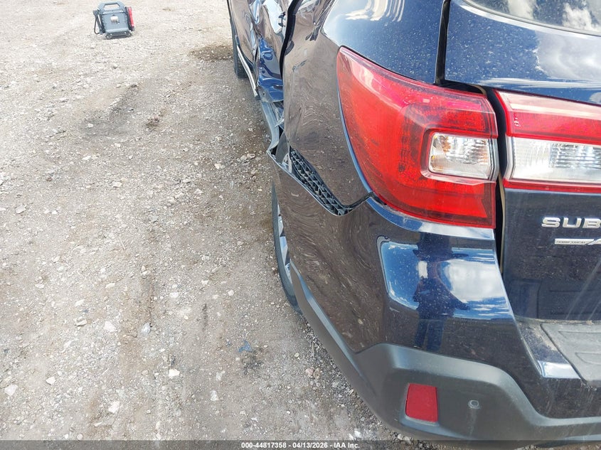 2018 Subaru Outback 3.6R Touring VIN: 4S4BSETC0J3226685 Lot: 44817358