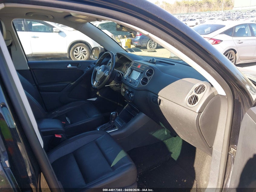 2011 Volkswagen Tiguan Se