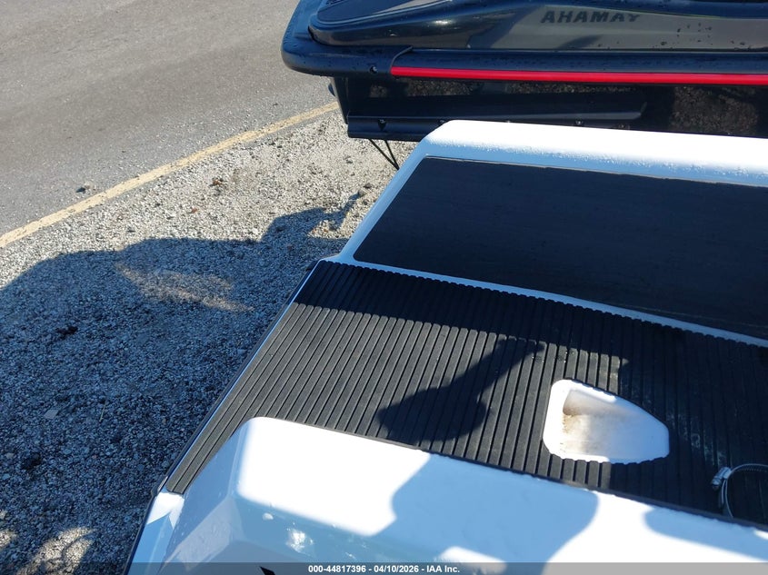 2024 Yamaha Superjet VIN: YAMAH0063D42 Lot: 44817396