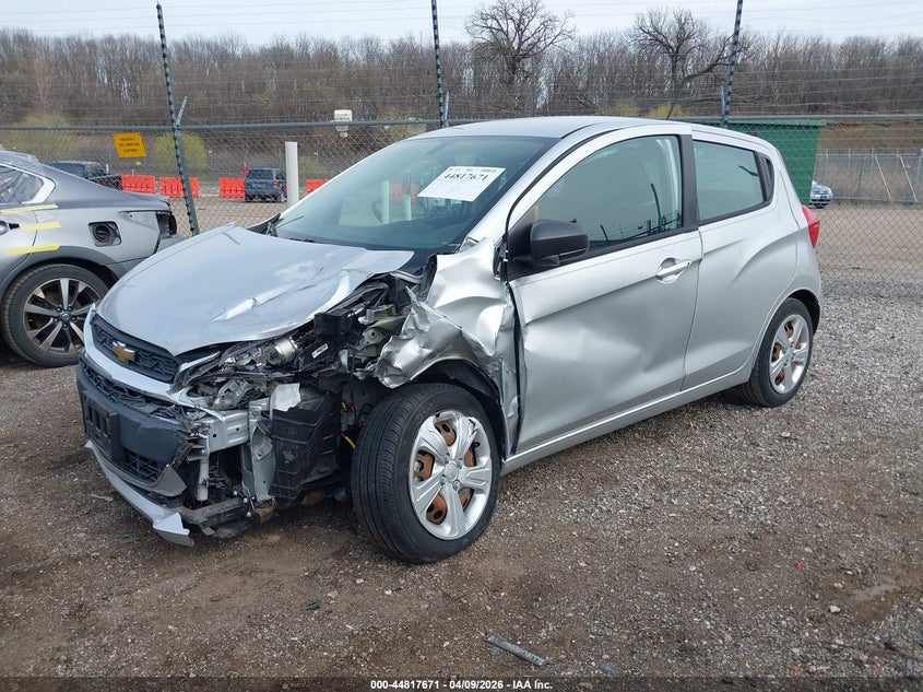 2019 CHEVROLET SPARK auction photo 2
